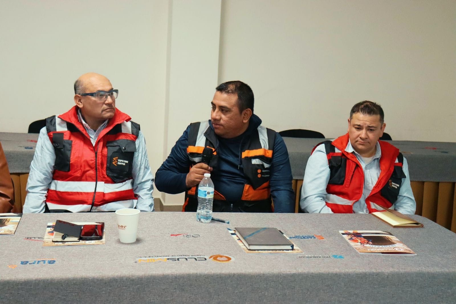 Clusmin inaugura un nuevo Comité en la primer reunión del Comité de Mantenimiento