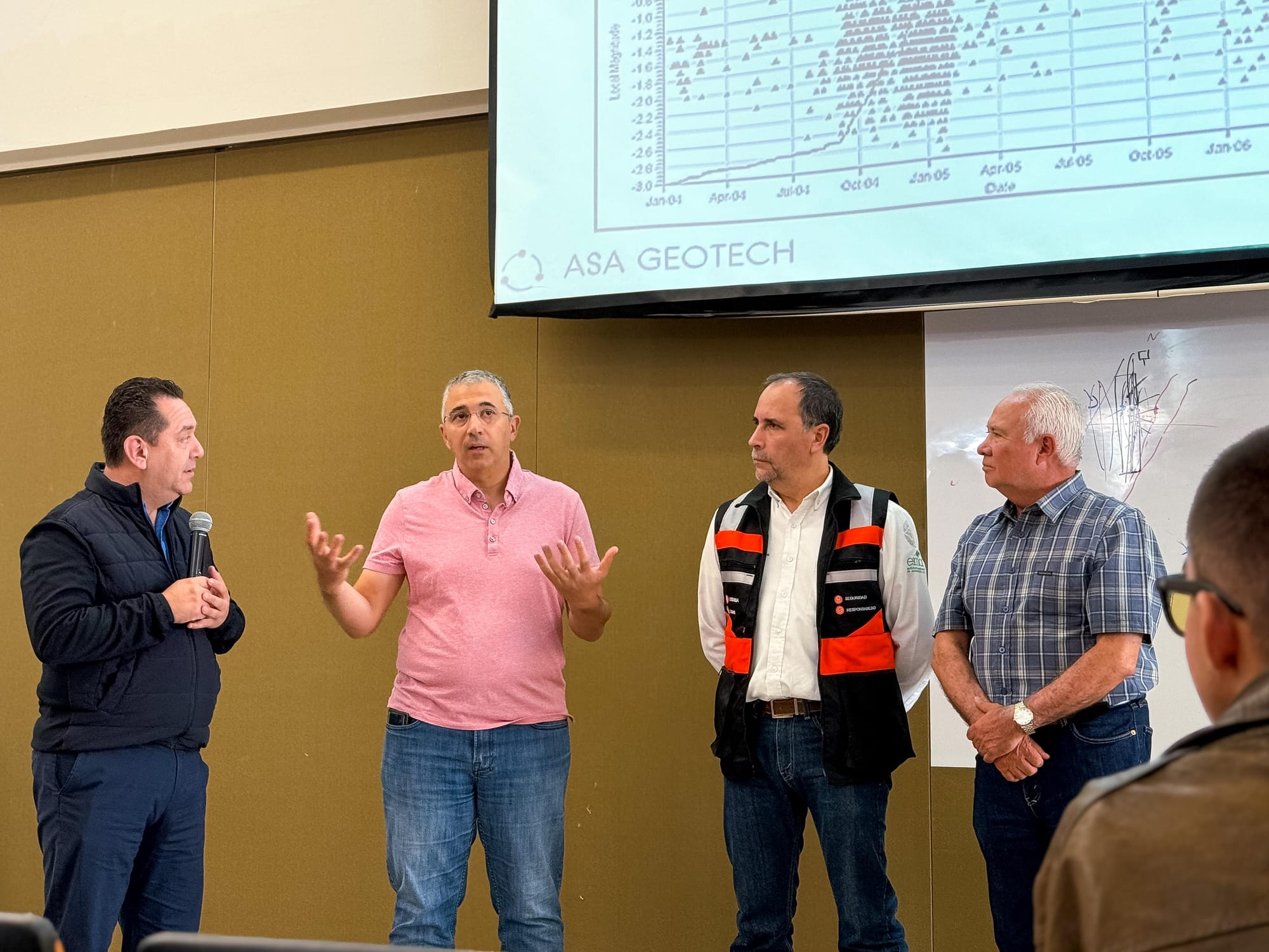 Seminario sobre Sismicidad en Minería Subterránea