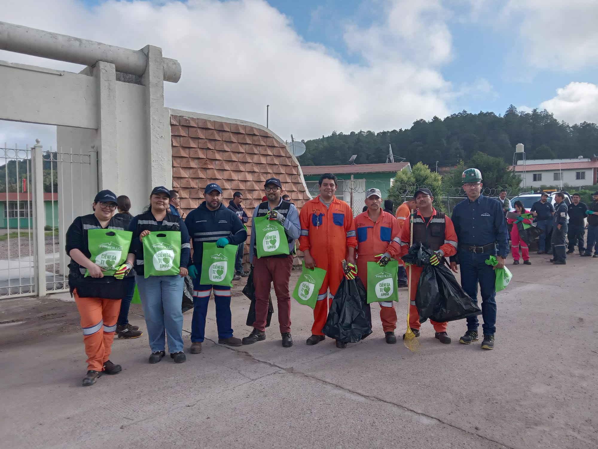 Suman esfuerzos Cantera y Frenillo PLC en Campaña de Limpieza en Unidad Ciénega