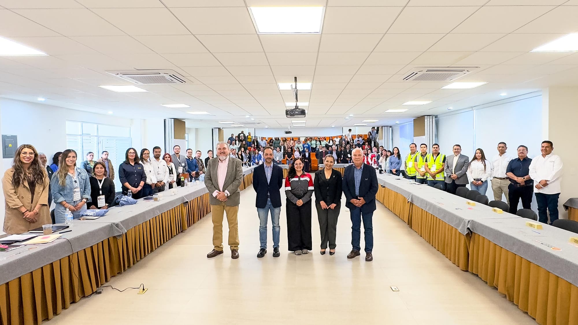 Clausura Exitosa del 1er Congreso Nacional de Seguridad y Salud en Minería “Ing. Jaime Lomelín Guillén”