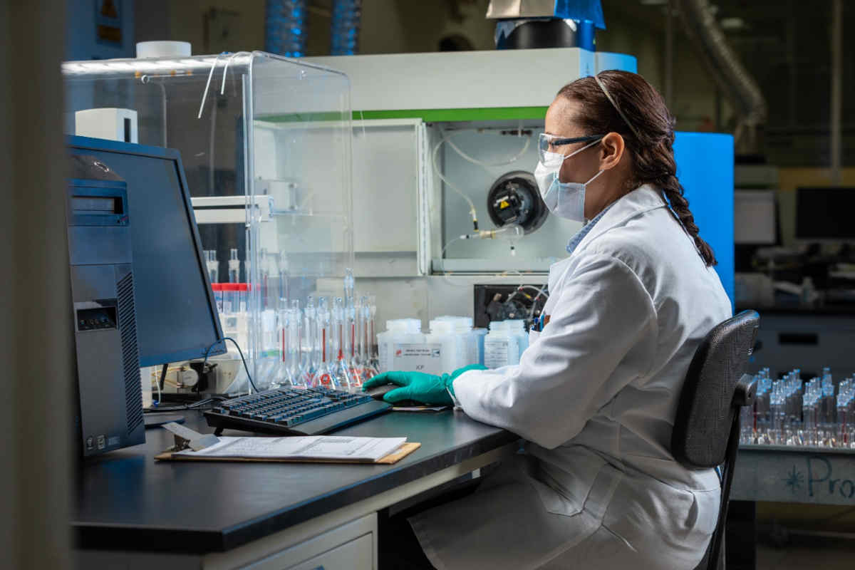 Peñoles fortalece el liderazgo de mujeres y niñas en la ciencia y la tecnología