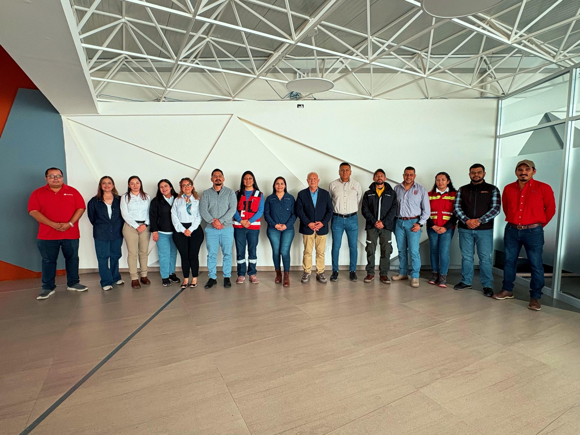 Reafirman compromiso con la reforestación en Zacatecas: Comité de relaciones con la comunidad se reúne en el Clúster Minero