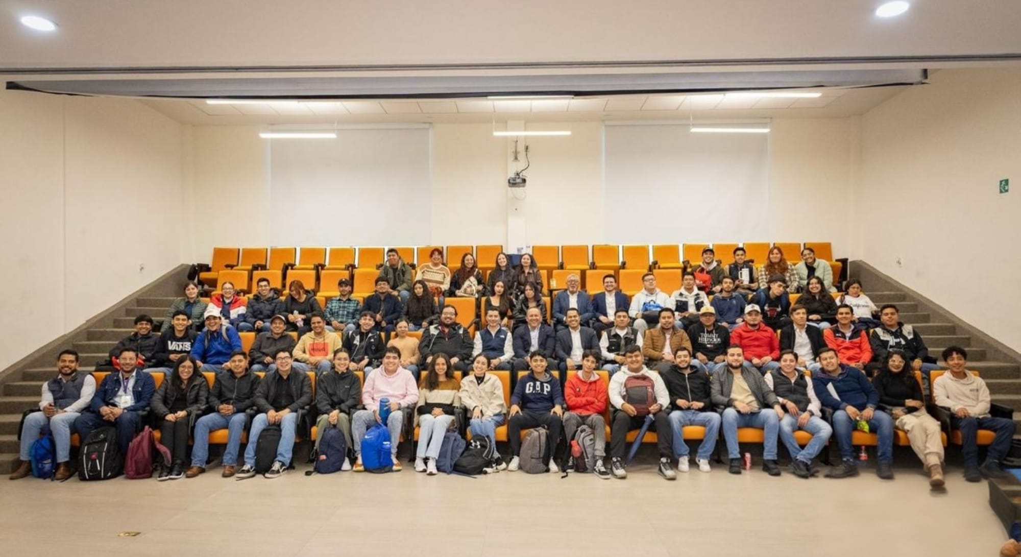 Estudiantes participan en el 2do Seminario “Sistema ranurado VICTAULIC en la Minería” organizado por el Clúster Minero de Zacatecas