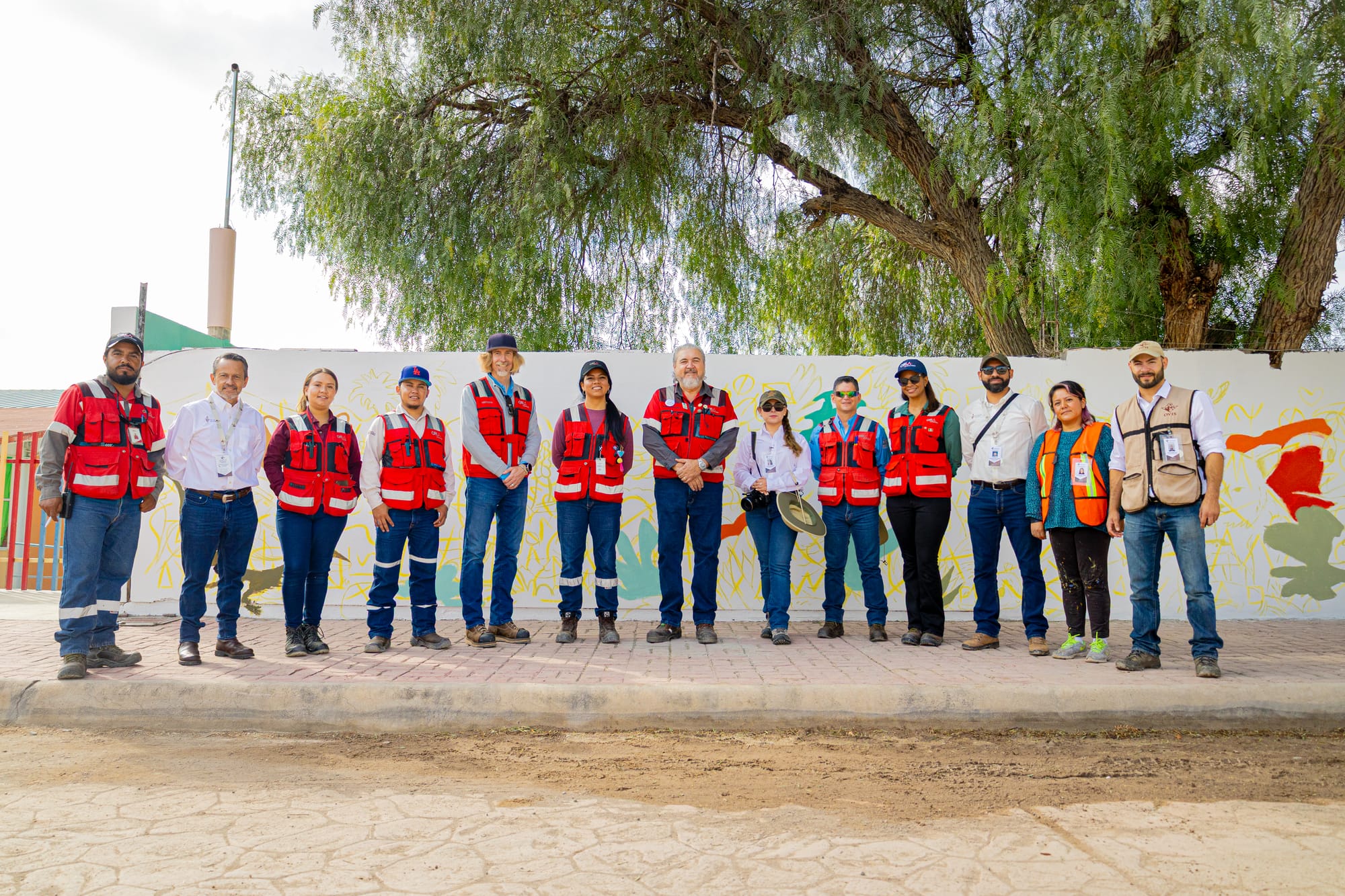 Orla Camino Rojo conmemora el Día Mundial del Hábitat con mural alusivo a la vida silvestre de Mazapil