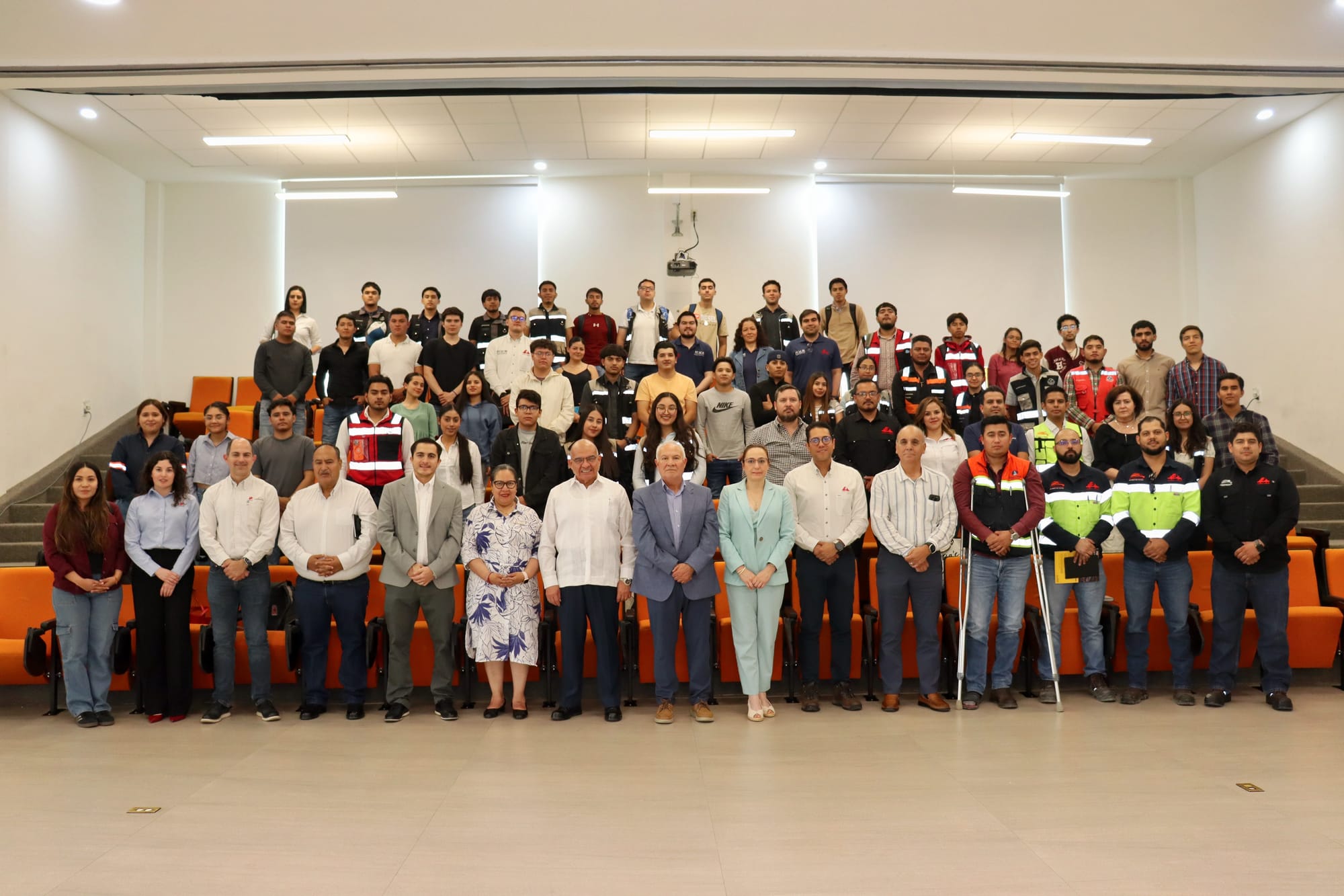Abordan cierre de minas con enfoque técnico, ambiental y social en el Clúster Minero de Zacatecas