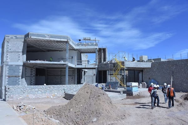 Fotografías de la reunión del Consejo Supervisor de Obra y seguimiento a la construcción de las instalaciones del Clusmin, del viernes 6 de agosto.