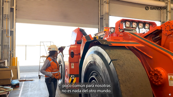 Mujeres en la industria minera.