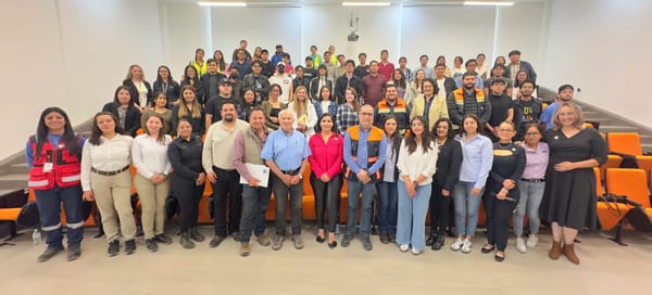 Comité de Relaciones con la Comunidad organiza foro "Mujeres en la Minería"
