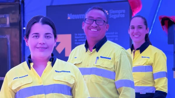 Newmont Peñasquito acerca el mundo de la minería a las familias en el Pabellón Minero de la FENAZA 2025